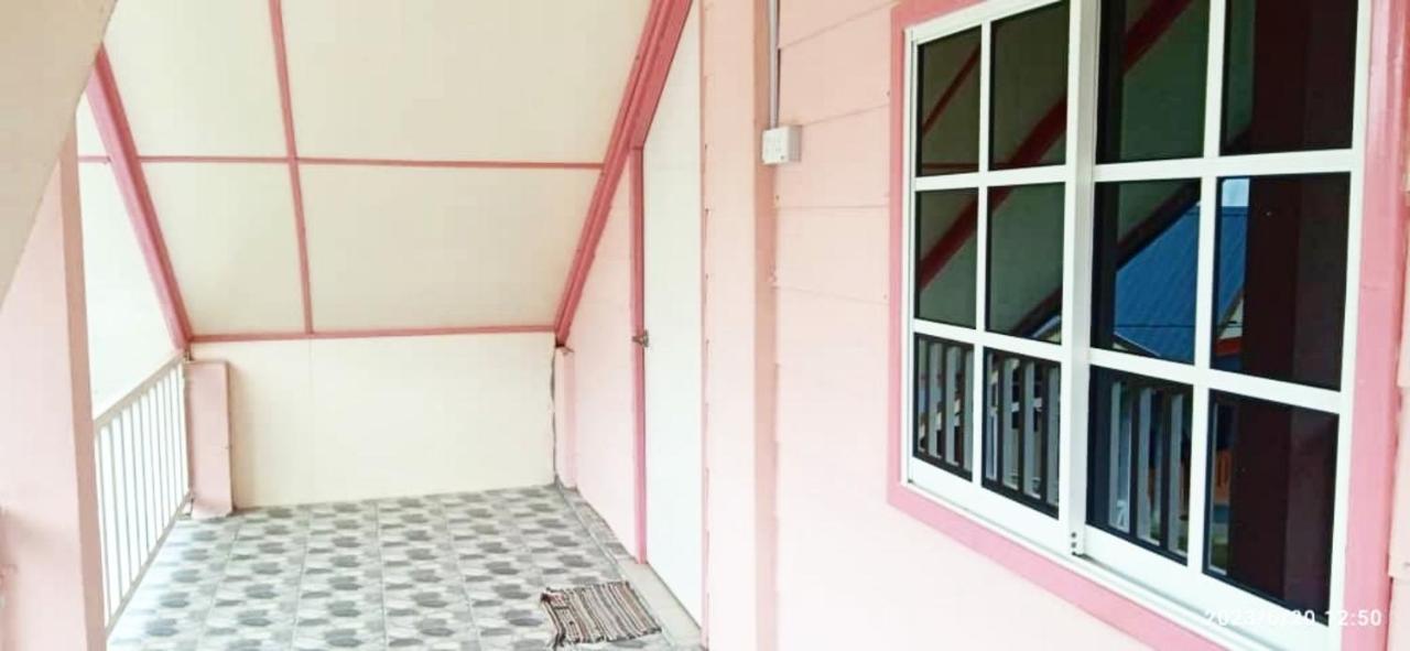 Dongorit Cabin Deluxe Room Kundasang ภายนอก รูปภาพ